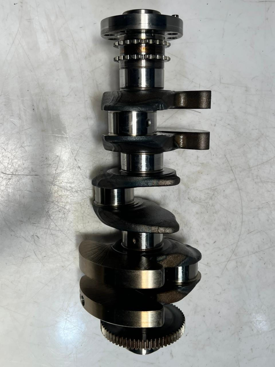 BMW B38 / B38B15A - 1.5L F20 F21 F22 F30 F31 F32 F48 Crankshaft 7642032 OEM
