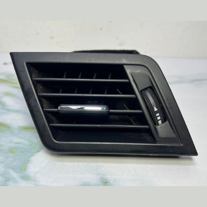 Mercedes Benz Air Vent Front Left A2078300154 E-Class W207