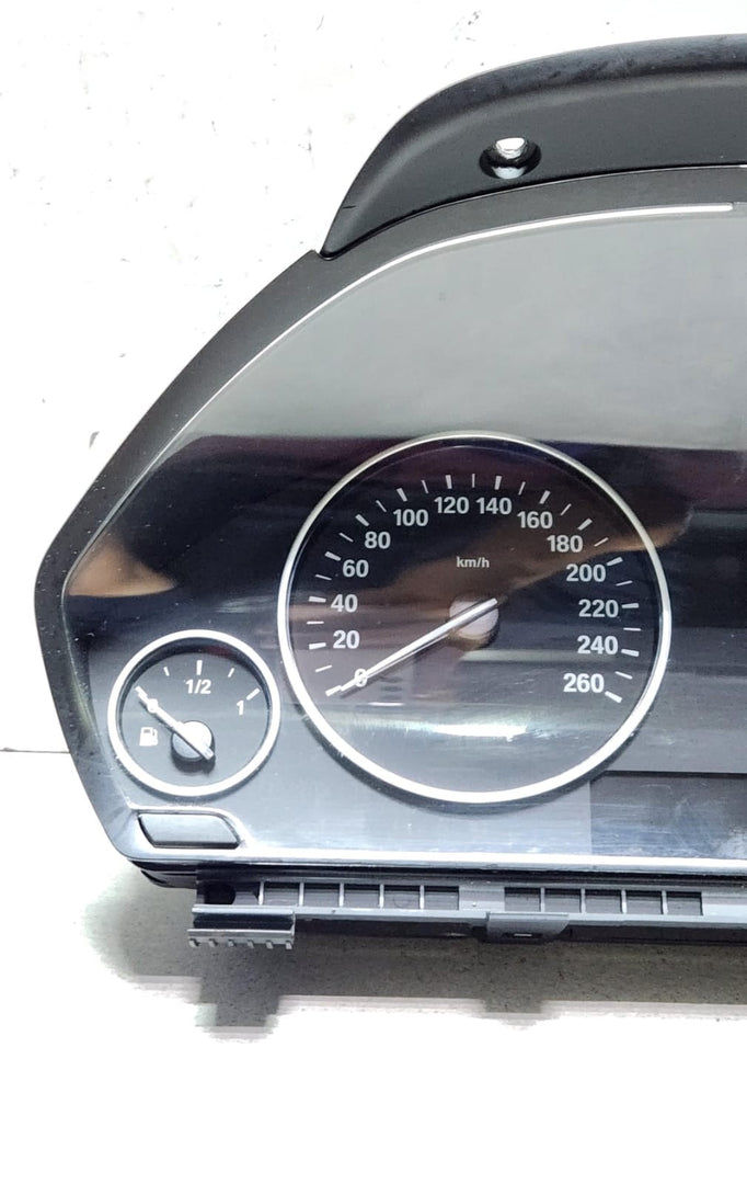 2016-2019 BMW 330i Instrument Cluster 9379882 3 Series F30 F31 