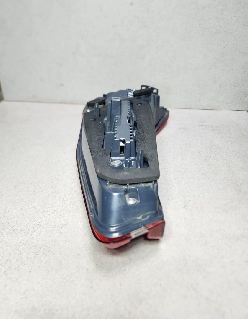 BMW 640 Trunk Tail Light Right Passenger Led 7376490 640 and 6 Series GT G32