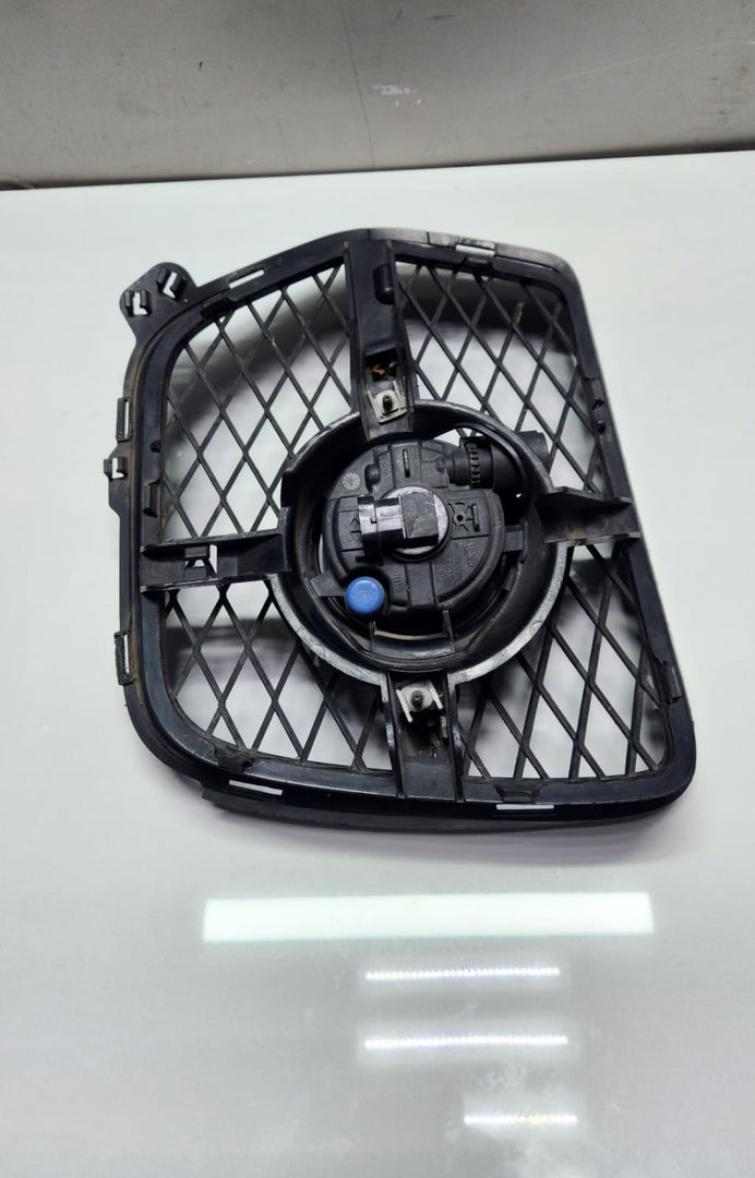 2008-2014 BMW X6 Front Right Fog Light Grille 7181010 X6 E71 E72