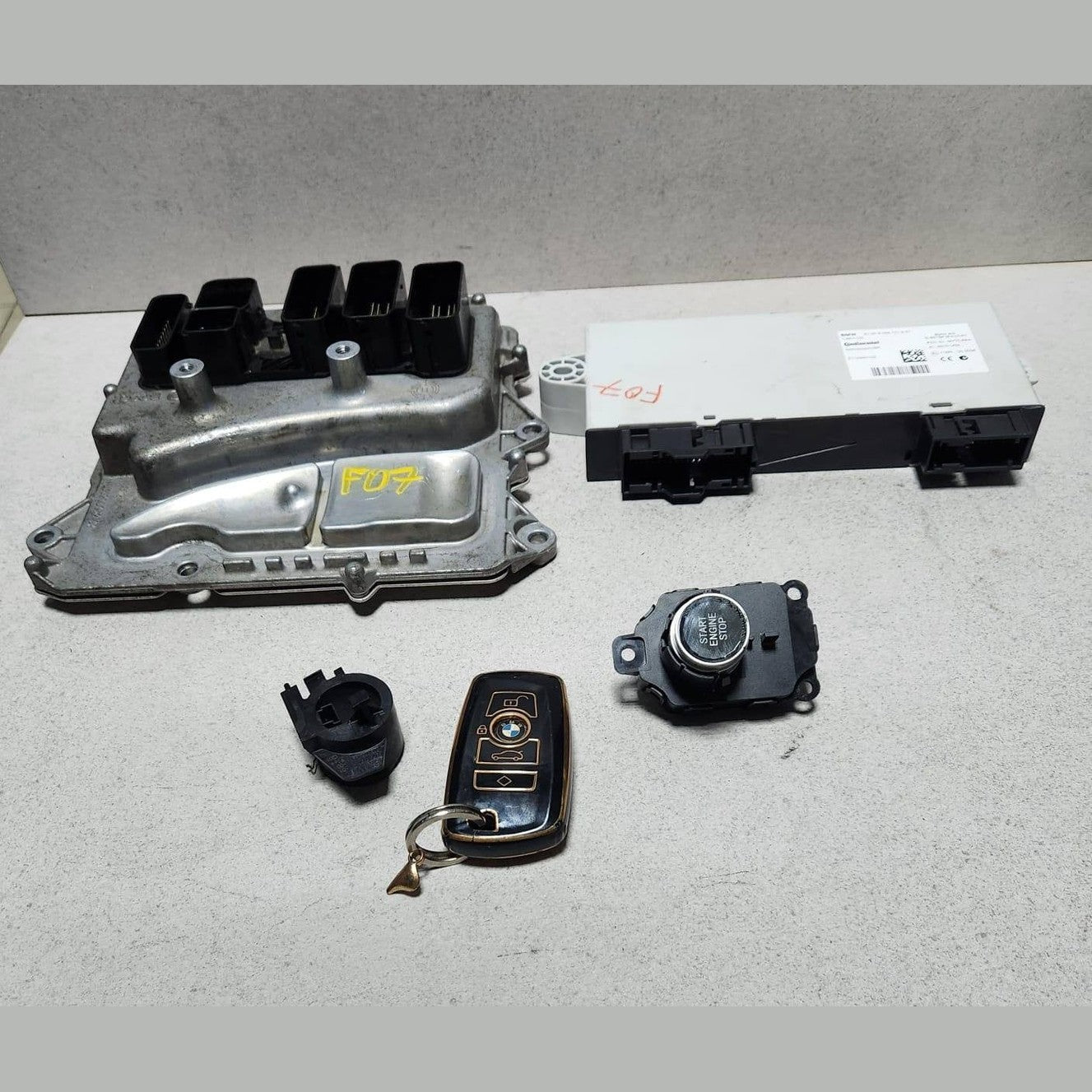 2011 BMW F07 GT 535I N55 3.0 Engine Control Unit 8618449 ECU SET 