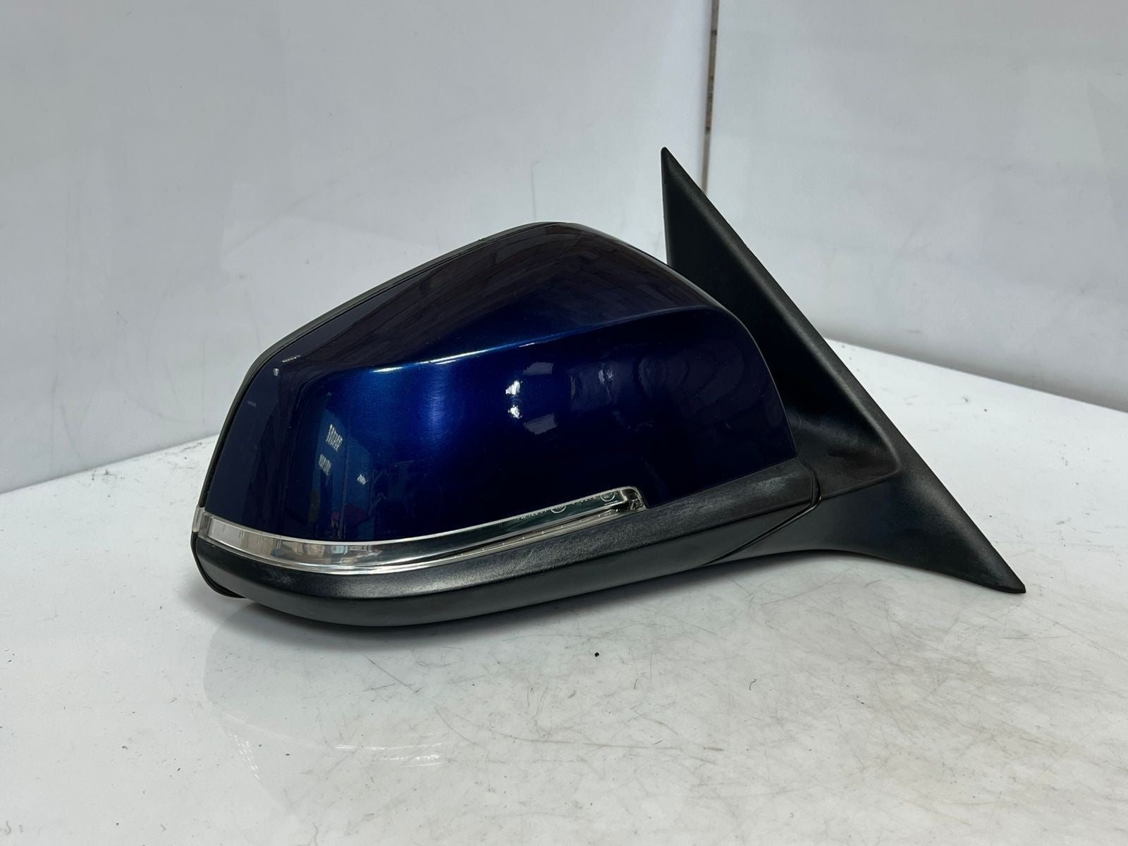 BMW 328I  RIGHT SIDE MIRROR FOR RIGHT HAND DRIVE CAR 021185