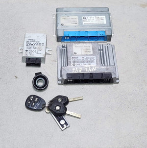 1998-1999 BMW 318i Engine Control Unit 7508292 3 Series E46 318i