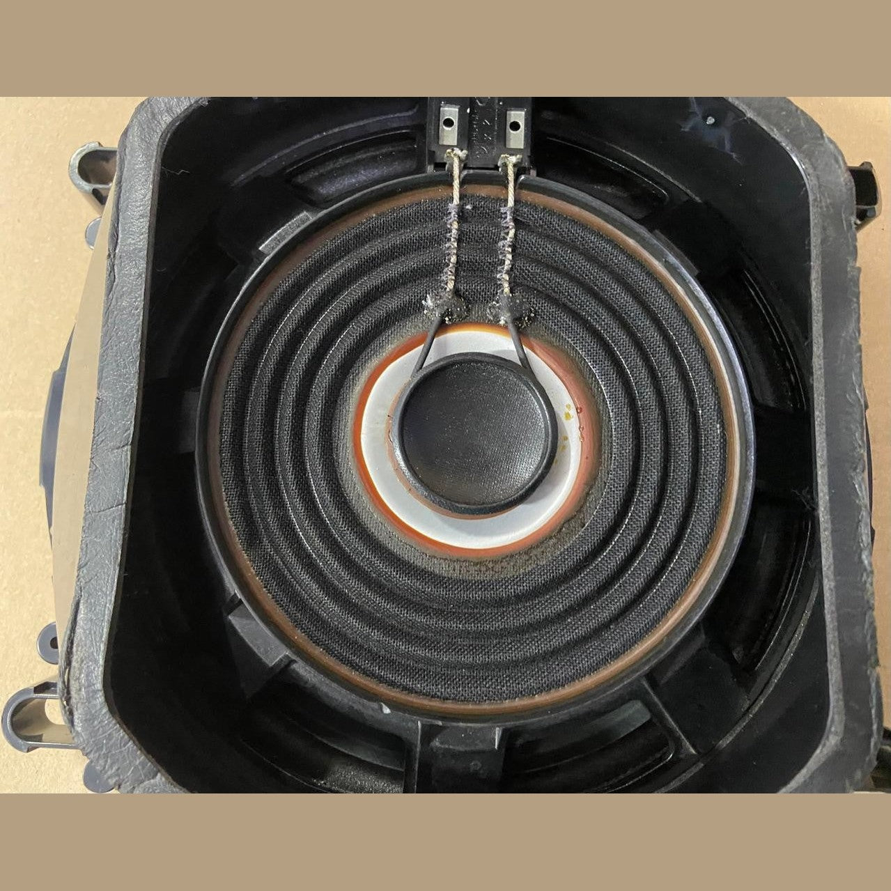 OEM BMW X3 F25 X5 F15 Floor Under Seat Speaker Sub Woofer Left 7863531