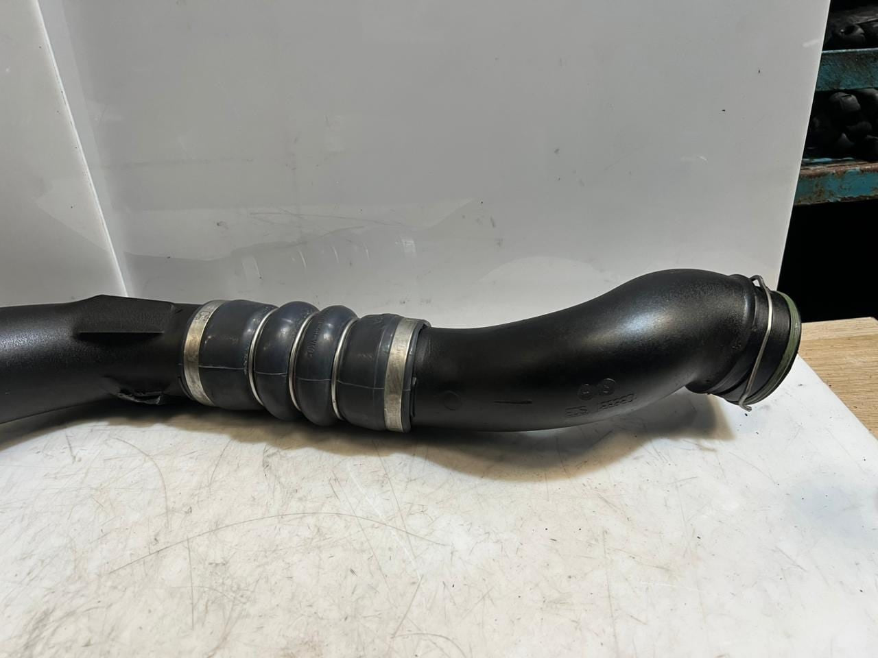 BMW F10 E70 F07 E90 E91 N55 N54 335I Air Intake Tube Front Left 2355761 OEM