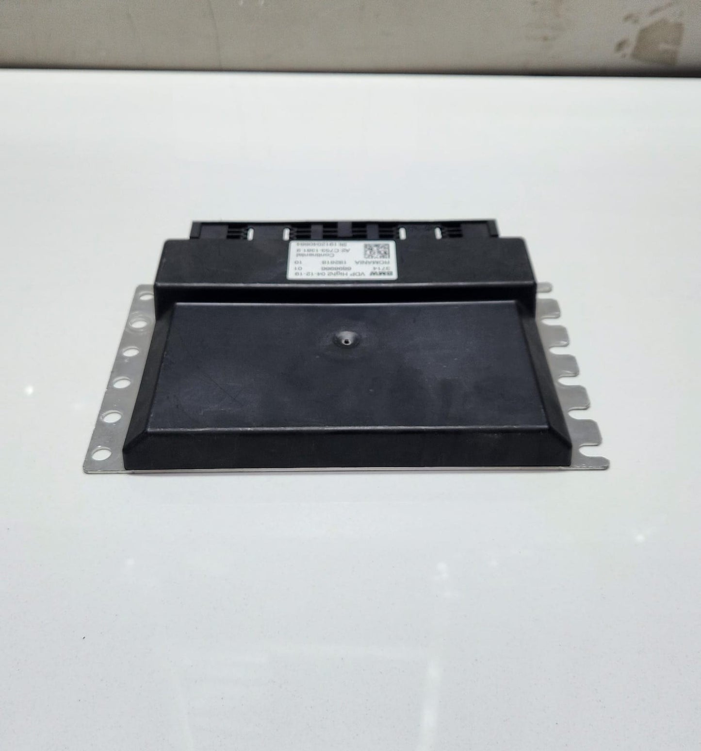 2020-2022 BMW 740i Air Suspension Control Module 6898966 7 Series G11 G12 G32   