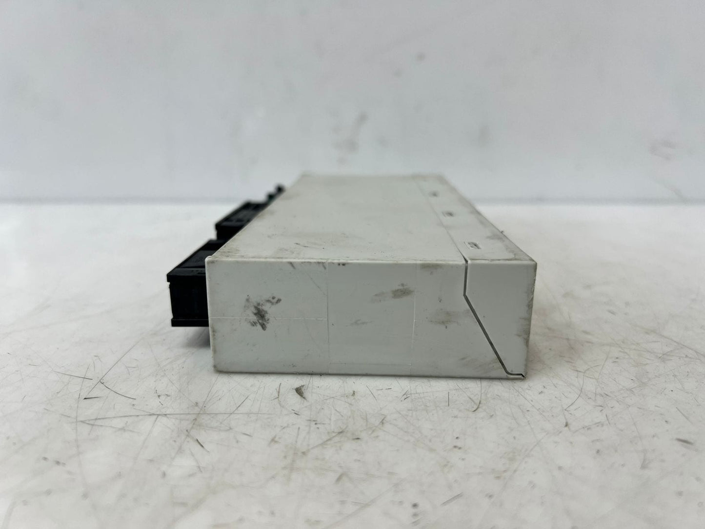 2003-2006 BMW 325i E46 3 Series 330CI Body Control Module 6932371 OEM
