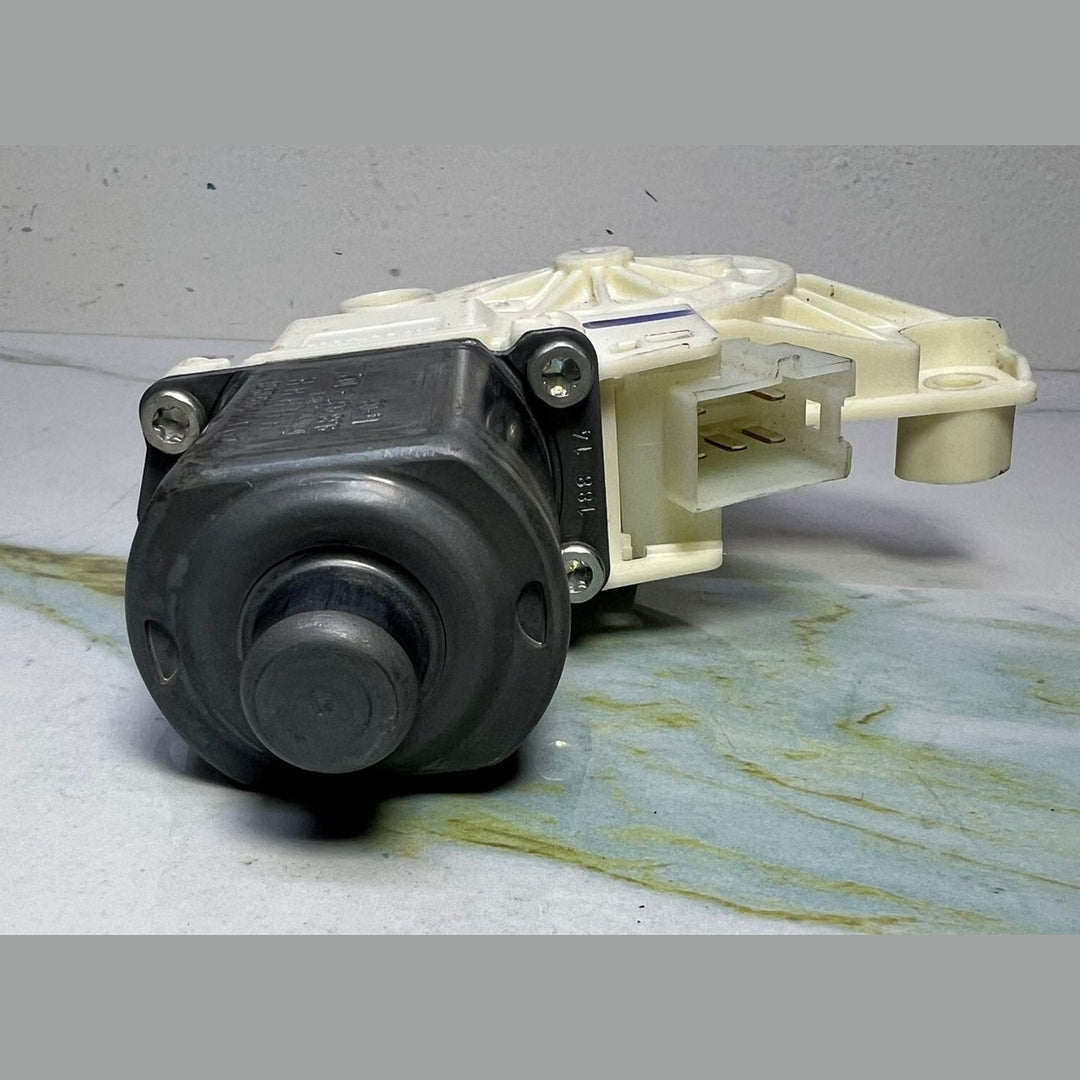 15-20 Mercedes-Benz W222 S-Class Window Motor Front Left Side A222 9060501 OEM