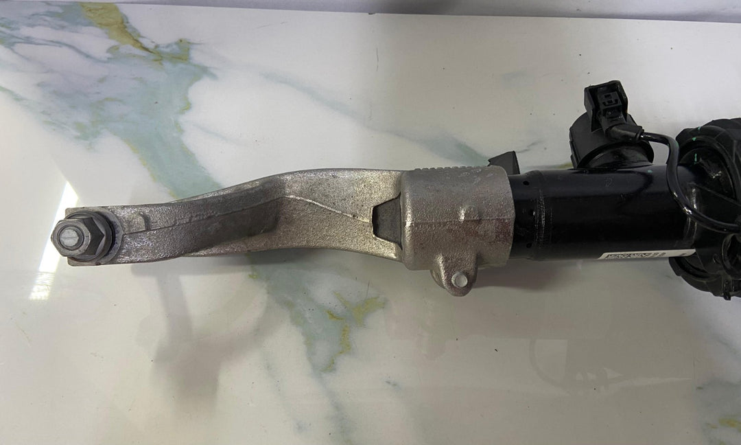 OEM BMW X7 G07 LCI Air shock absorber front left 7831561 ASSEMBLY 2020-2025