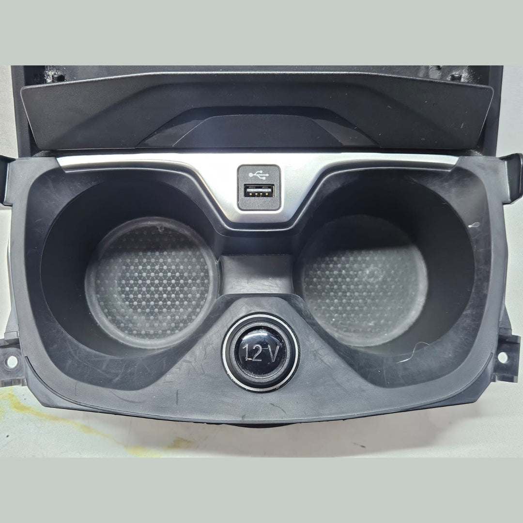 OEM BMW 1 F44 F40 WIRELESS CHARGER CUP HOLDER PANEL TRIM 6834298