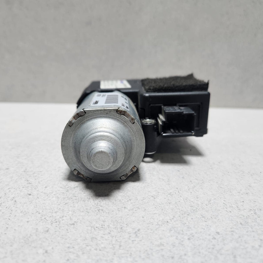 2011-2016 BMW 550i xDrive Sunroof Motor 7316535 5-Series F10