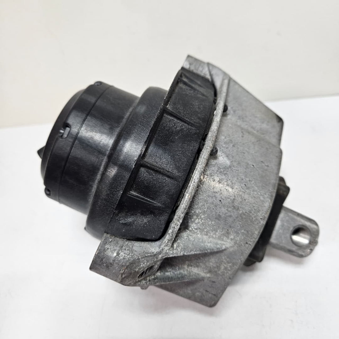 BMW 3 4 Series G20 G21 G22 G26 Engine Mount Right 6860514 2019-2022
