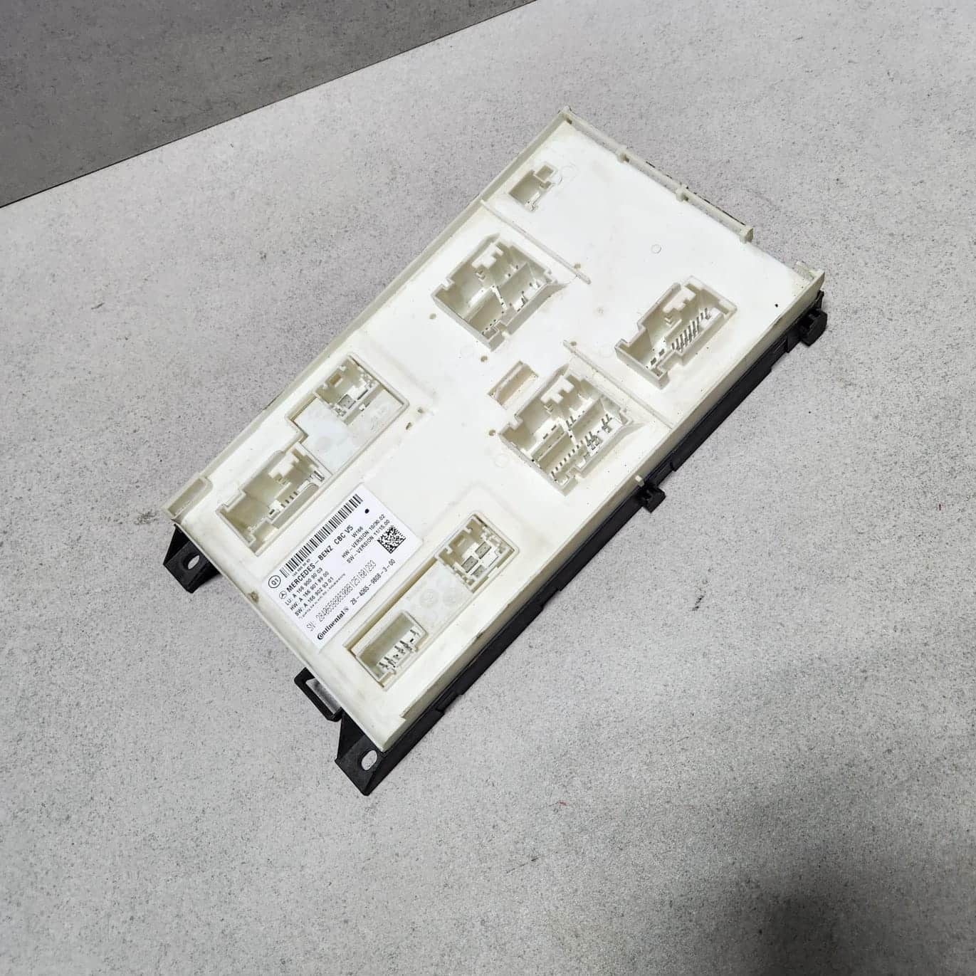 2012-2015 Mercedes-Benz ML350 Signal Acquisition Actuation Module A1669009003