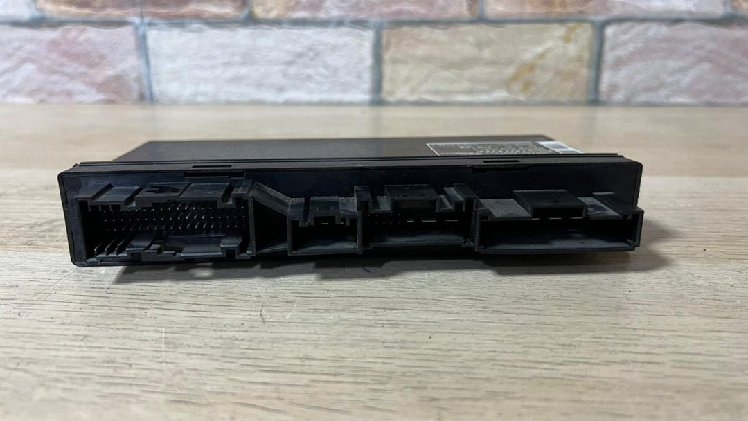 BMW Body Control Module 6974319 5 Series E60 E61