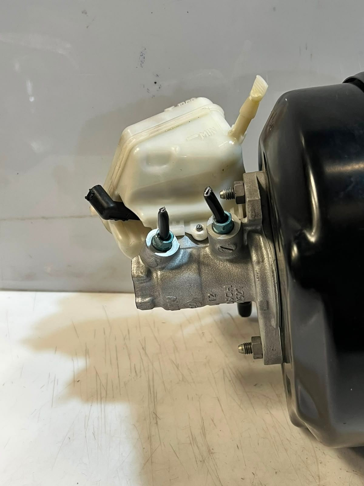 2016 BMW 1' F20 F21 F30 B38 Brake Booster with Master Cylinder 29679841905