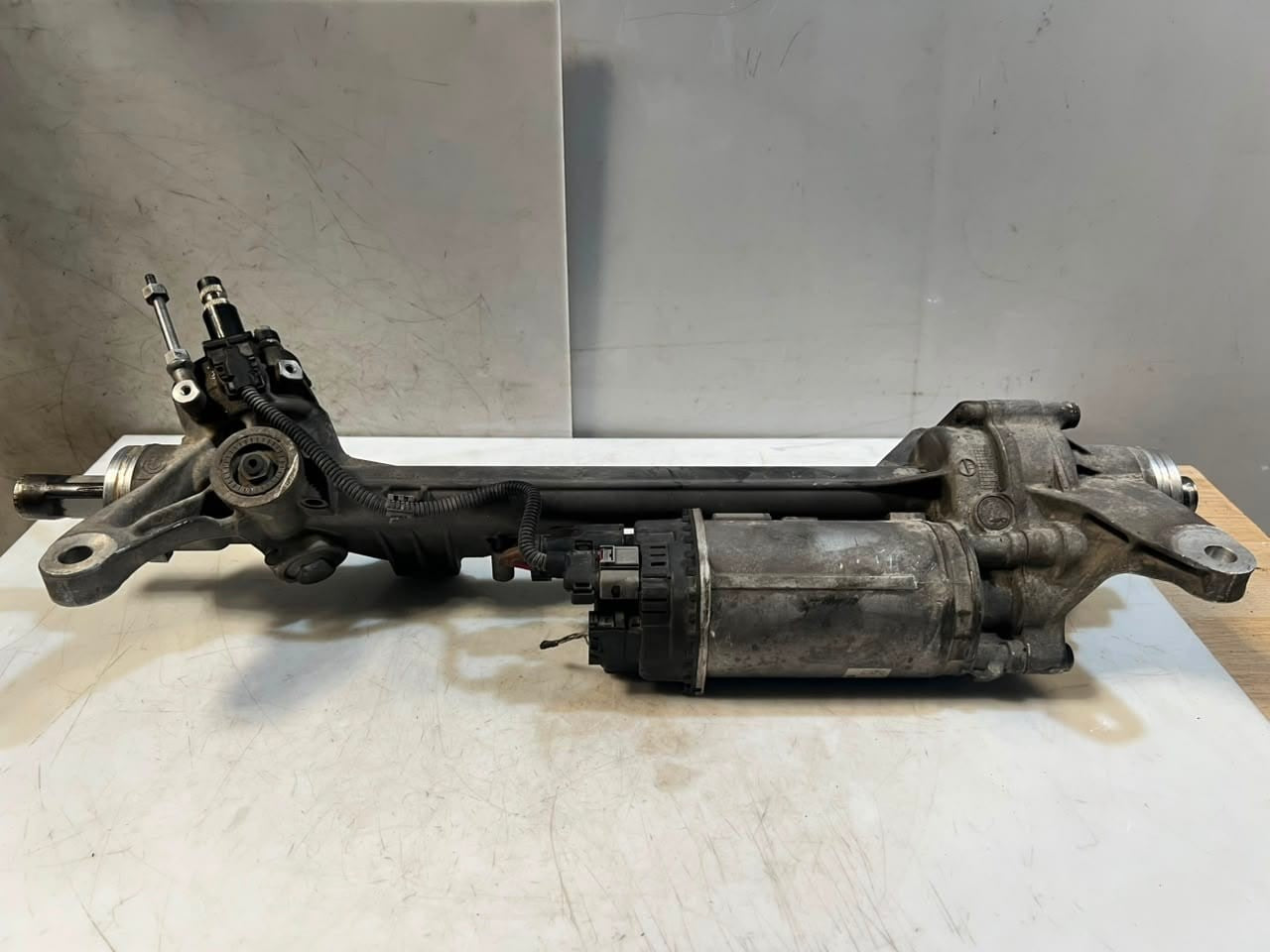 BMW 7 SERIES G11 G12 Steering RACK 7828974991 HYBRID Gear 6879137 RHD OEM