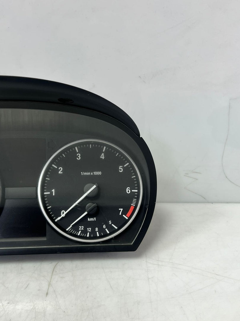 BMW E90, E91, E92, E93 3' E84 X1 Speedometer Instrument Cluster 9283809 OEM