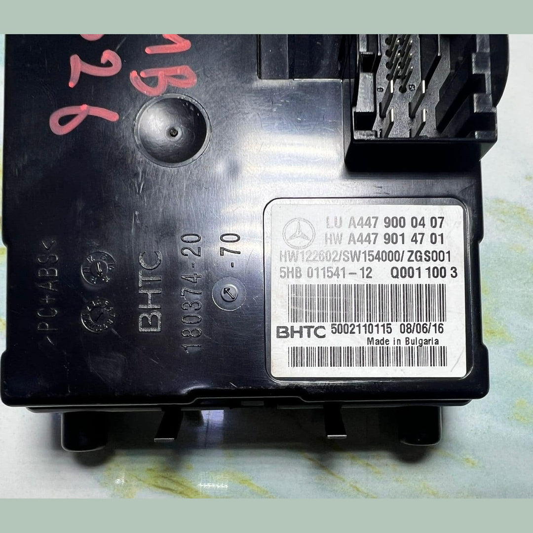 Mercedes-Benz Air Conditioning Control Module Unit A4479000407 W447 Vito V-Class