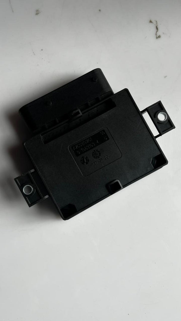 2011-2017 BMW X3 Parking Brake Control Module 32620276 F10 535i models