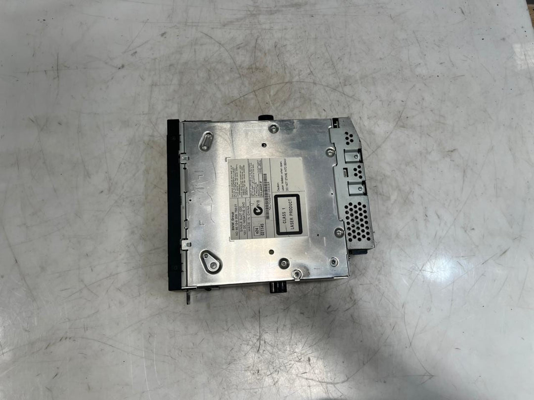 2006-2010 BMW X5 E70 and X6 E71 Cd Changer 9209758 OEM