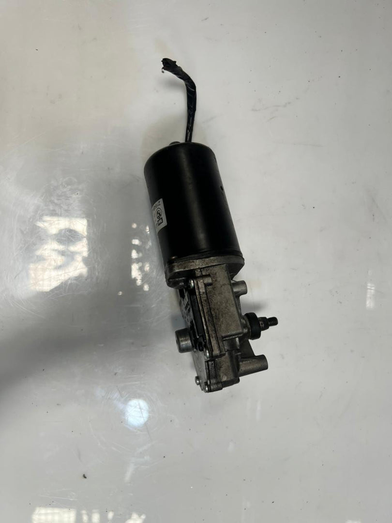 BMW M5 525i 528i 530i 540i E39 Windshield Wiper Motor With Linkage 8360603 OEM