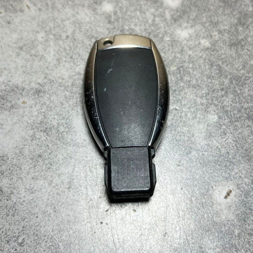MERCEDES BENZ Factory OEM KEY FOB 4 BUTTON Keyless Entry Remote GENUINE