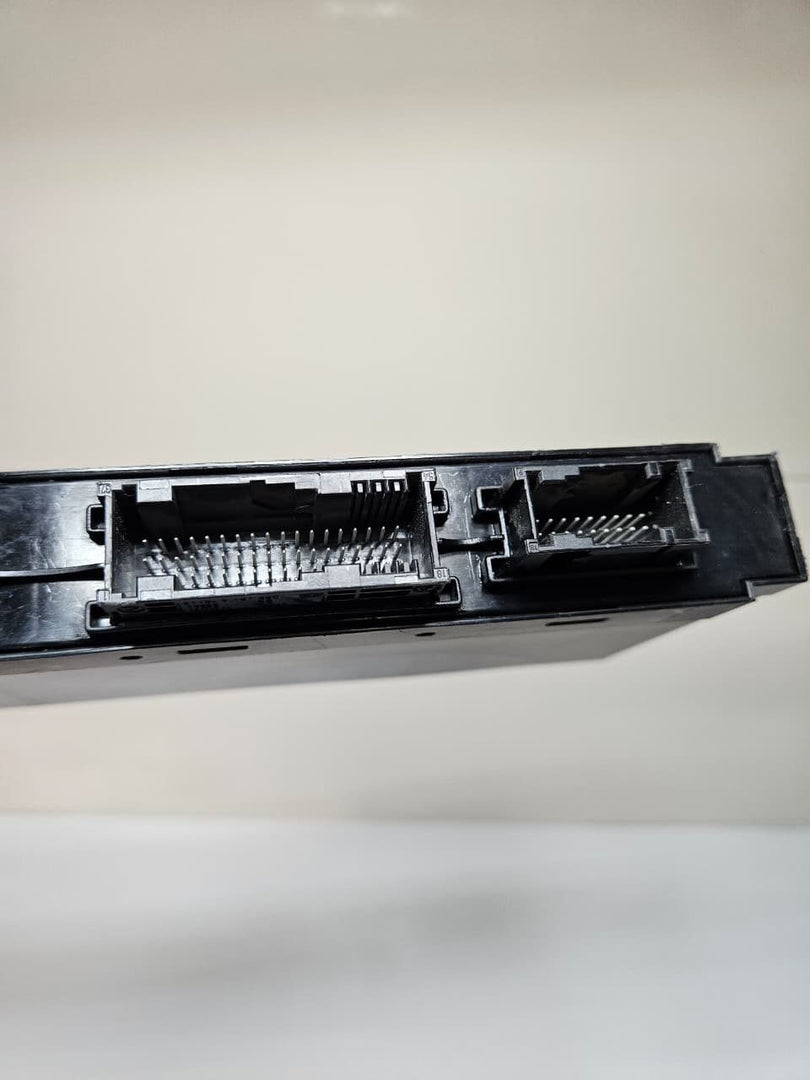 2010-2016 BMW 528i Electronic Junction Box Control Module 9345322