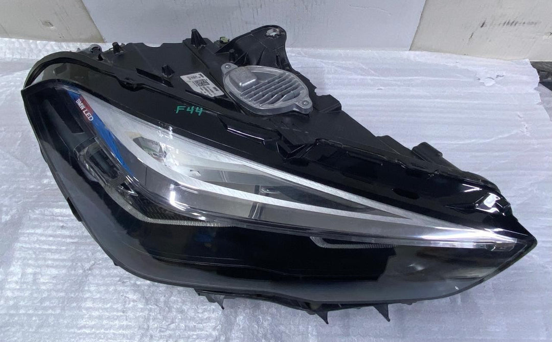 OEM BMW F44 228i LED HEADLIGHT RIGHT SIDE ECE 9478452-11 WITHOUT MODULE