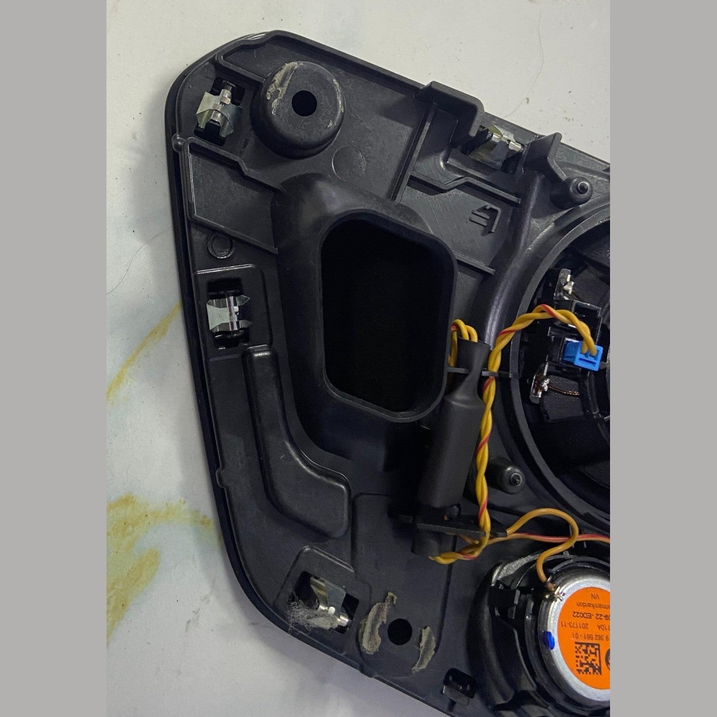 OEM BMW G20 G21 G22 G26 DASHBOARD CENTRE SPEAKER LHD 9362561 2622468