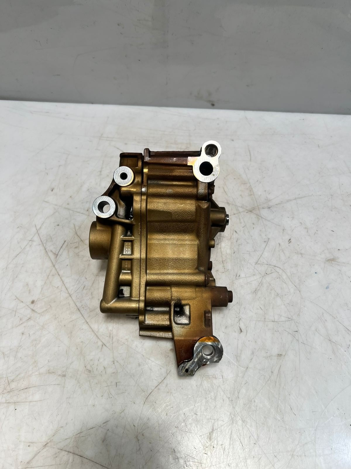 2008-2012 BMW 135i 335i 535i X3 X5 X6 N55B30A 3.0P Engine Oil Pump 7573747 OEM