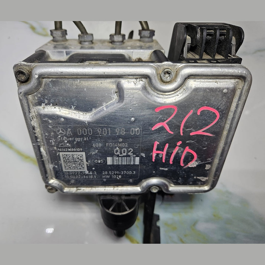 Mercedes W212 E-Class Hybrid ABS Anti Lock Brake Pump Module A000 9019800 OEM