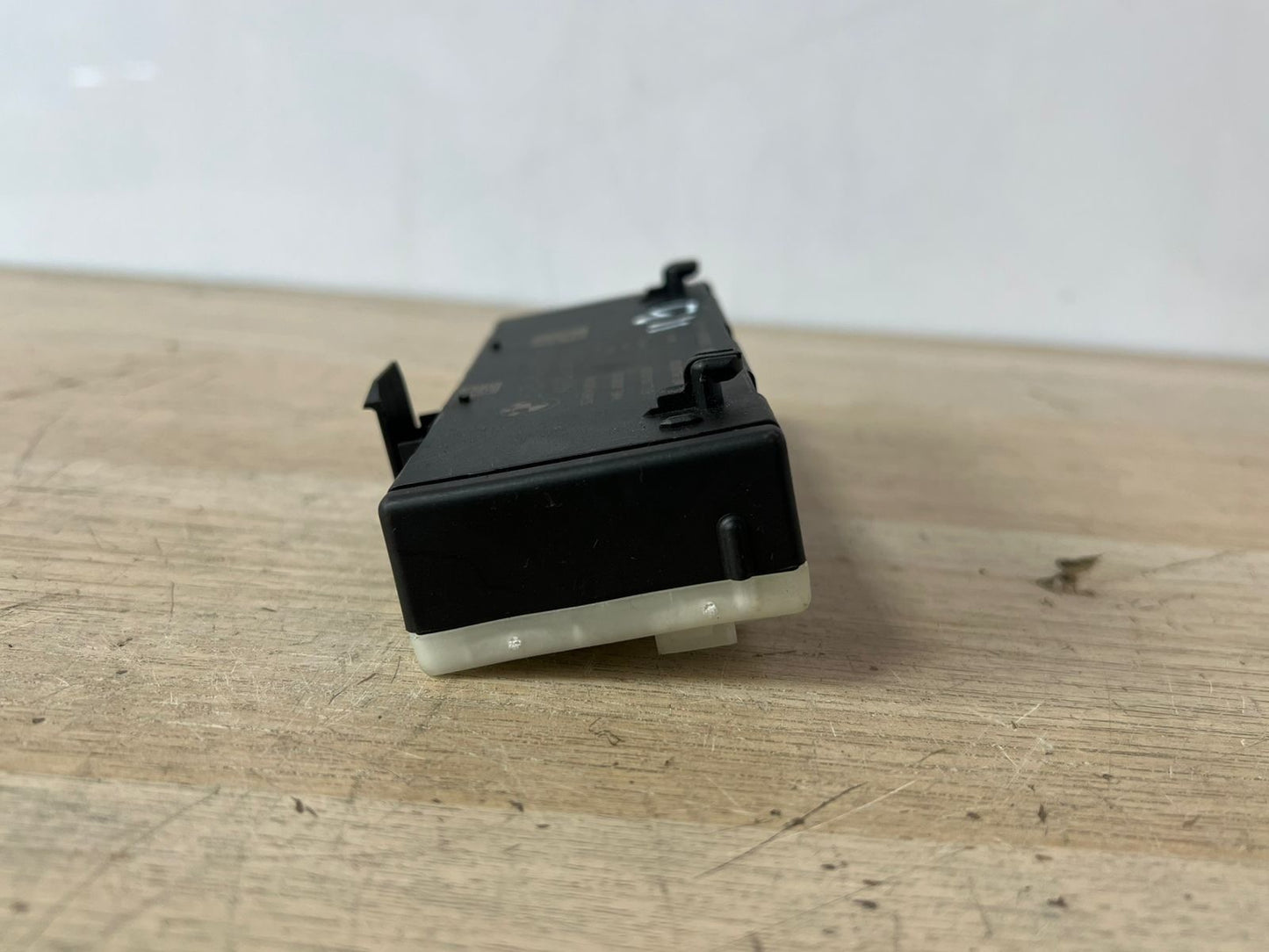 2016-2025 BMW X3 Tailgate Control Module 7463683 5 Series G30 G38, 7 Series G11 