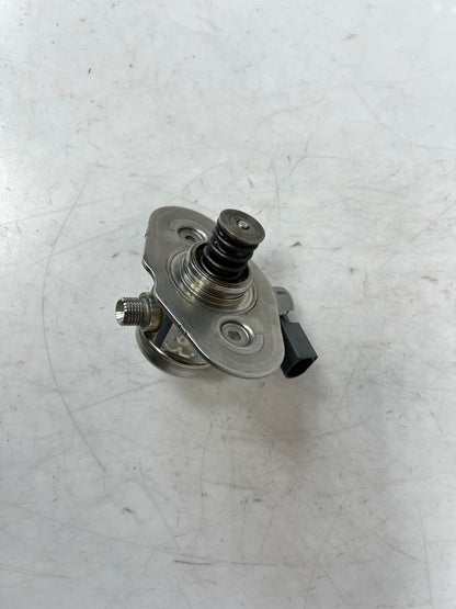 2013-2018 BMW 650i N63 X5 X6 M5 550I xDrive High Pressure Fuel Pump 7599865 OEM