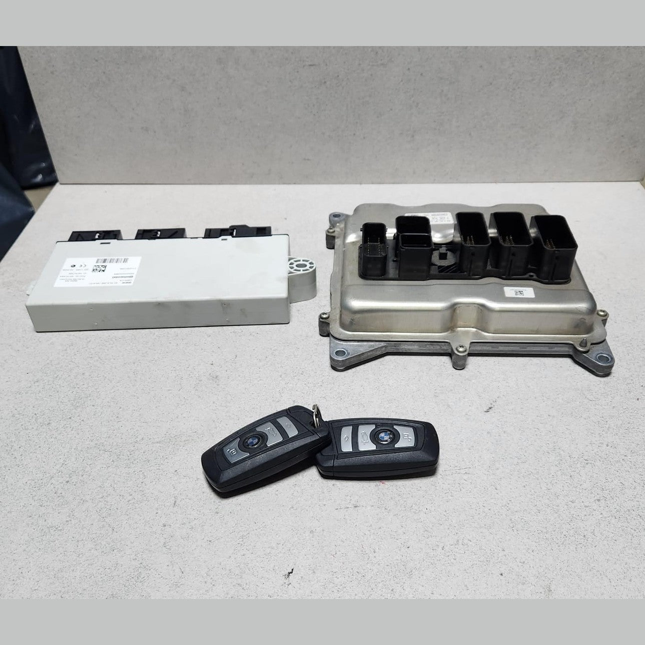 2011 BMW 528i Engine Control Unit ECU Set 7635714 F10 F11 X3 N20