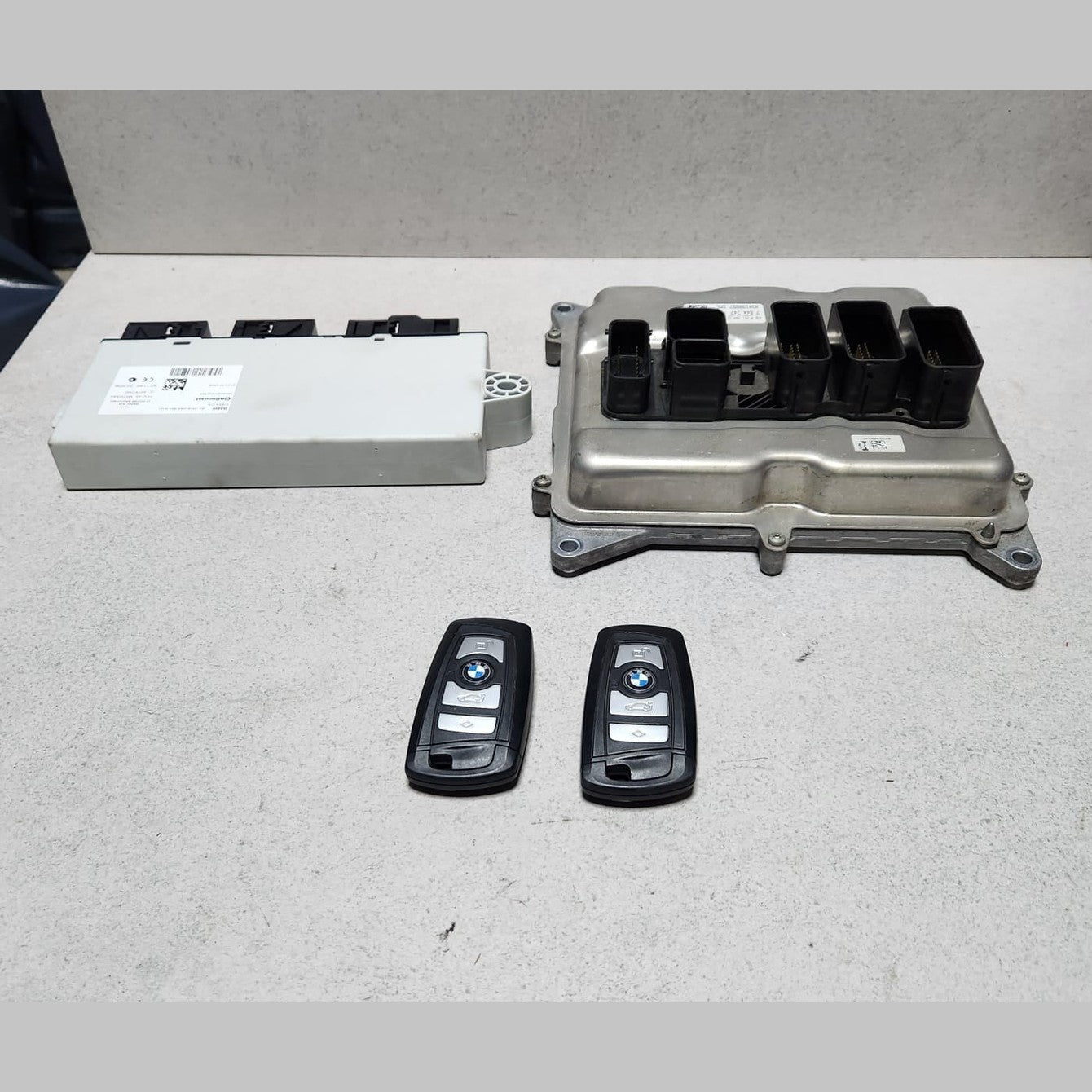 2012-2013 BMW 320i Engine Control Unit 7644747 BMW 520i F10 2010-2013 with N20 