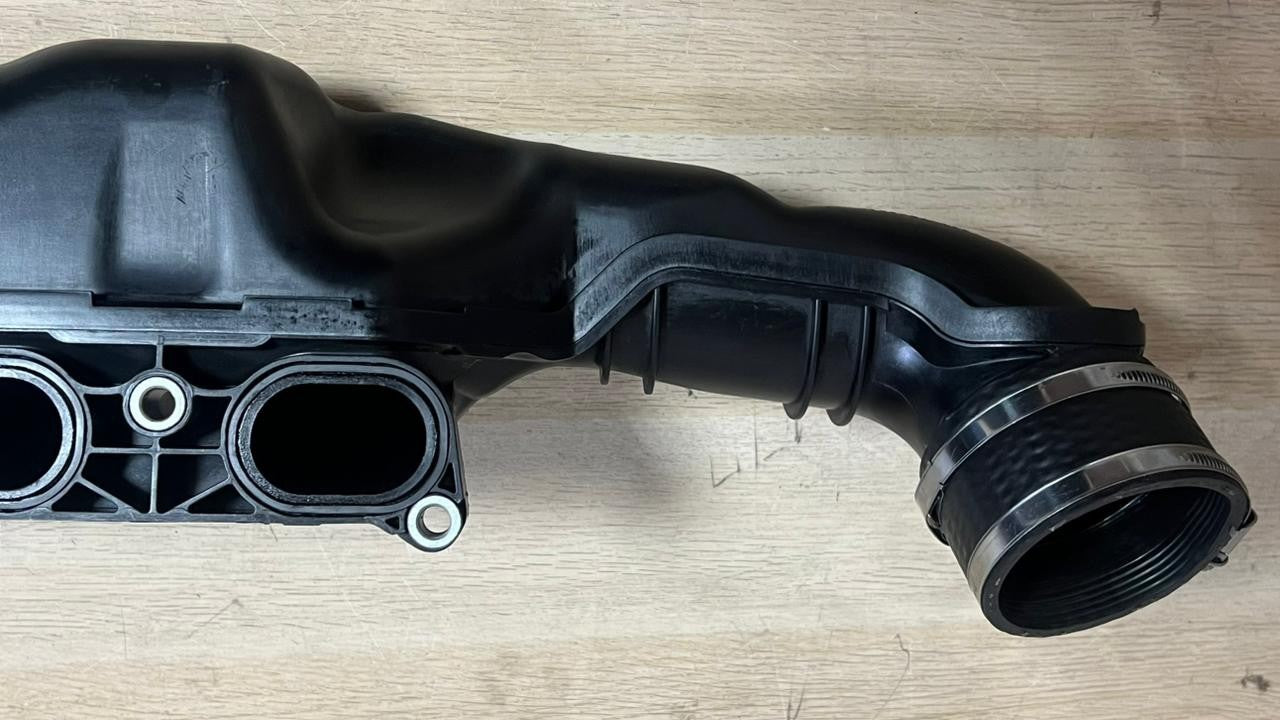 2012-2016 BMW M5 4.4L - Intake Manifold 7843274 RIGHT