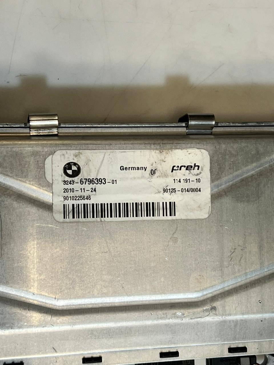 BMW 5 7 Series F07 F10 F11 F06 F01 F02 Steering Control Unit 6796393 OEM