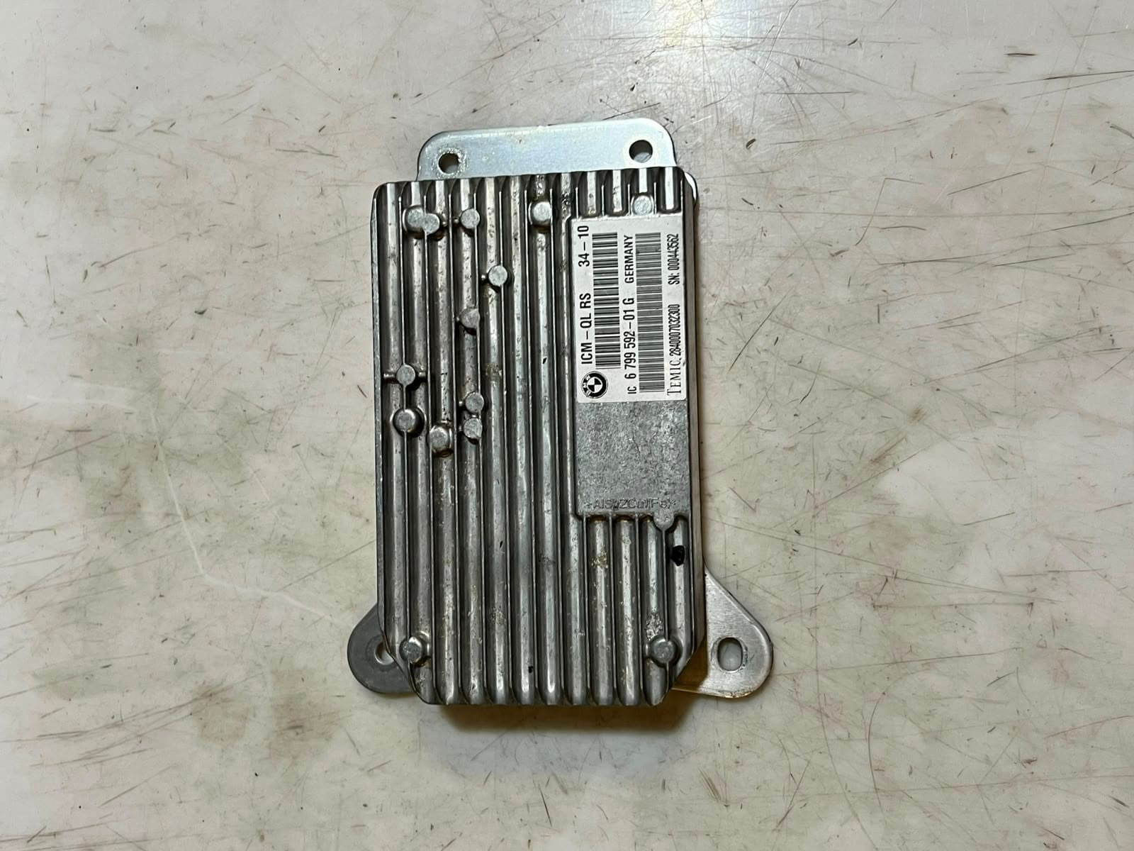 2011 BMW 750Li F01 F02 F07 F10 F11 Active Cruise Control Module 6799592 OEM