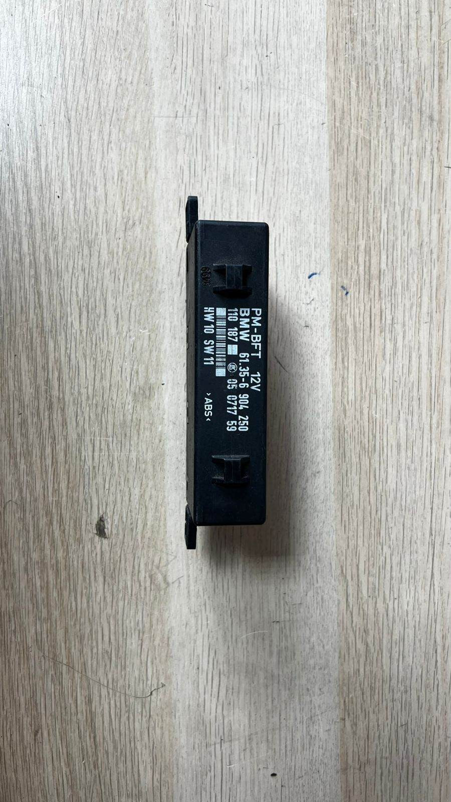 BMW 5 series E39 DOOR CONTROL MODULE PM BFT MIRROR WINDOW ECU 6904250