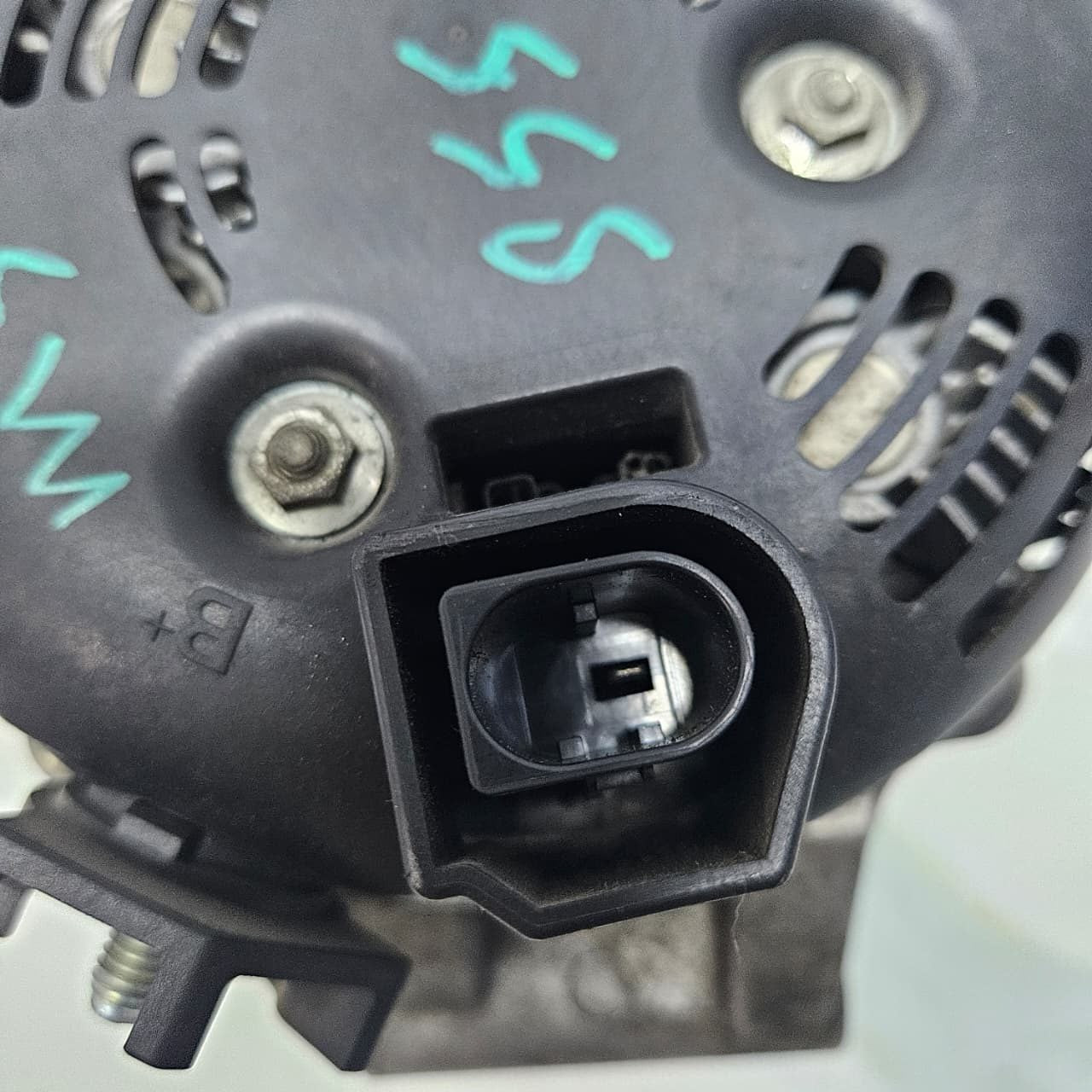 2015-2020 BMW F80 F82 M2 M3 M4 series. Alternator 7848603 USED 14V 210A S55 3.0