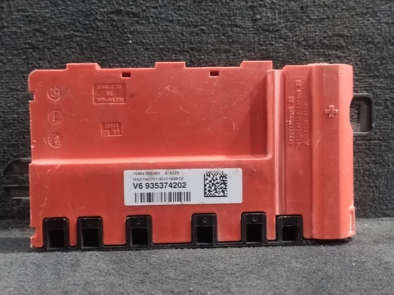 BMW G11 G12 G30 G31 POWER DISTRIBUTION B+ JUNCTION TERMINAL MODULE P/N 9353742