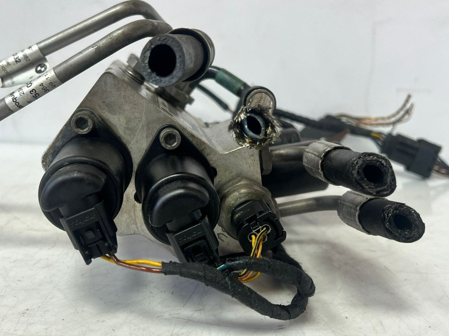 2002-2005 BMW 7' 745i 760Li Dynamic Drive Hydraulic Pump 6758704 OEM