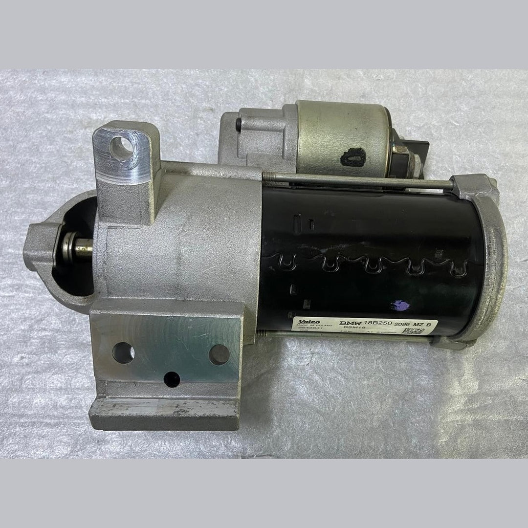 OEM BMW F30 F31 LCI 2.0 B48 B46 ENGINE STARTER MOTOR 8643641