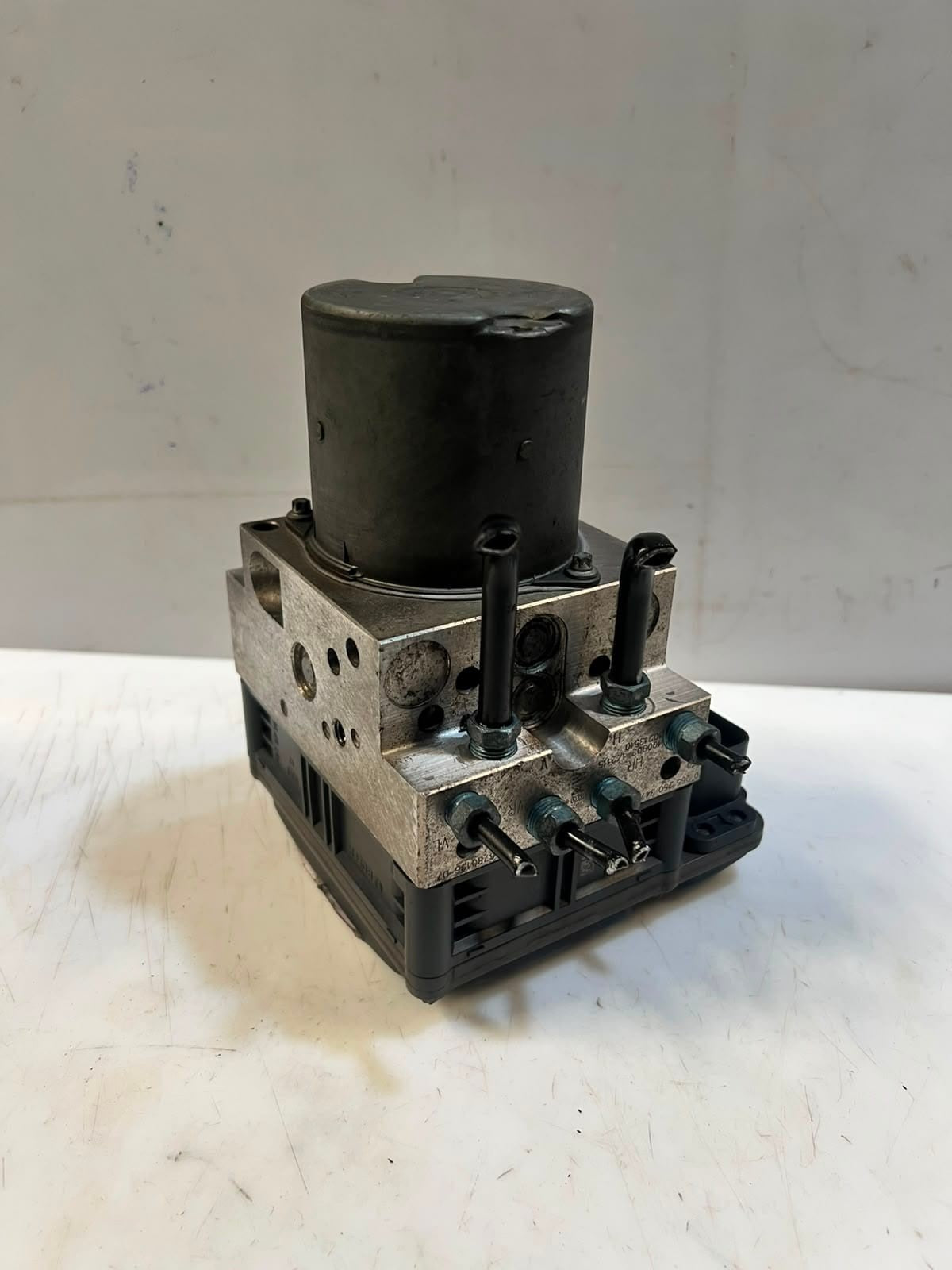 2007-2013 BMW X5 E70 and X6 E71 ABS/DSC Hydraulic Pump Module 6798286 OEM