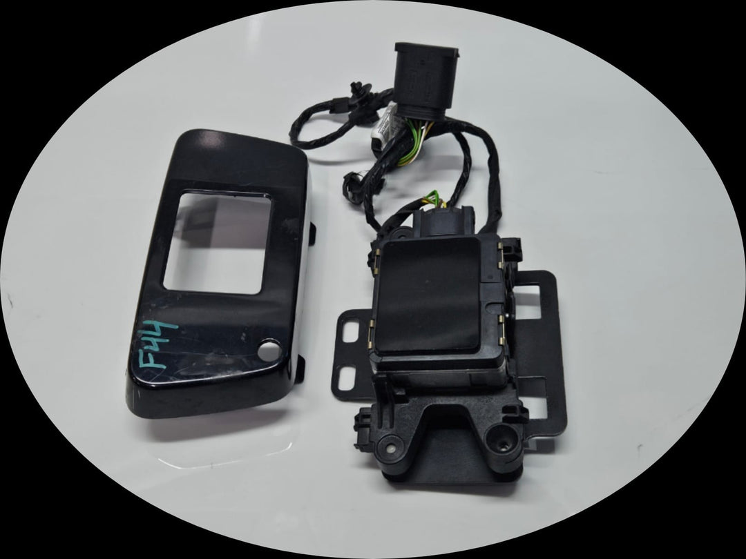 5A30C93-2018-2025 BMW X3 F44 G20 G22 Front Radar Sensor OEM