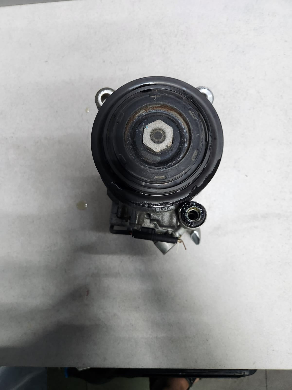 2015-2018 BMW X3 Air Conditioning Compressor 9216467 X3 F25