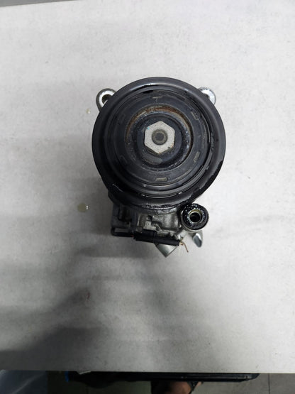 2015-2018 BMW X3 Air Conditioning Compressor 9216467 X3 F25