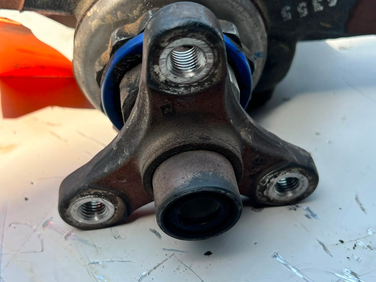2016-2018 BMW F30 B48 2.81 RATIO Rear Differential Carrier 8644372 OEM