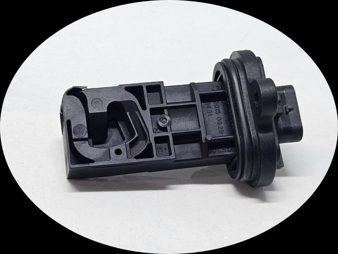 2013-2017 BMW 750i 7 Series F01 F02 F03 F04 Mass Air Flow Sensor 7613234 OEM